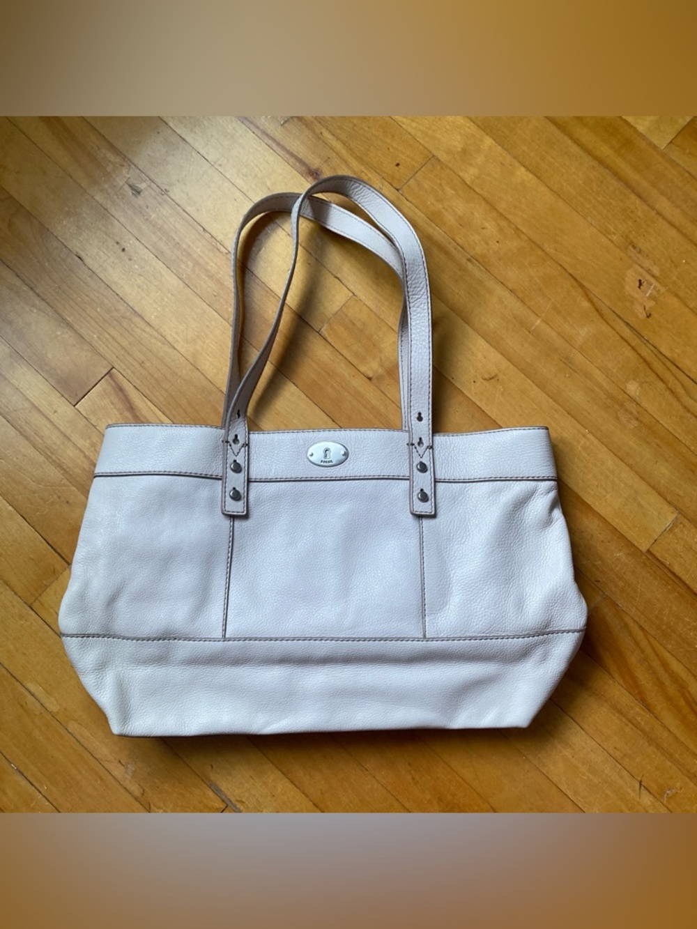 Fossil‎ Pebbled Leather Tote in White with Light Brown Trim